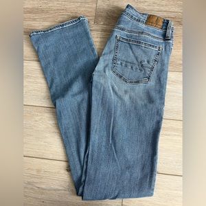 AE Skinny Kick Jeans